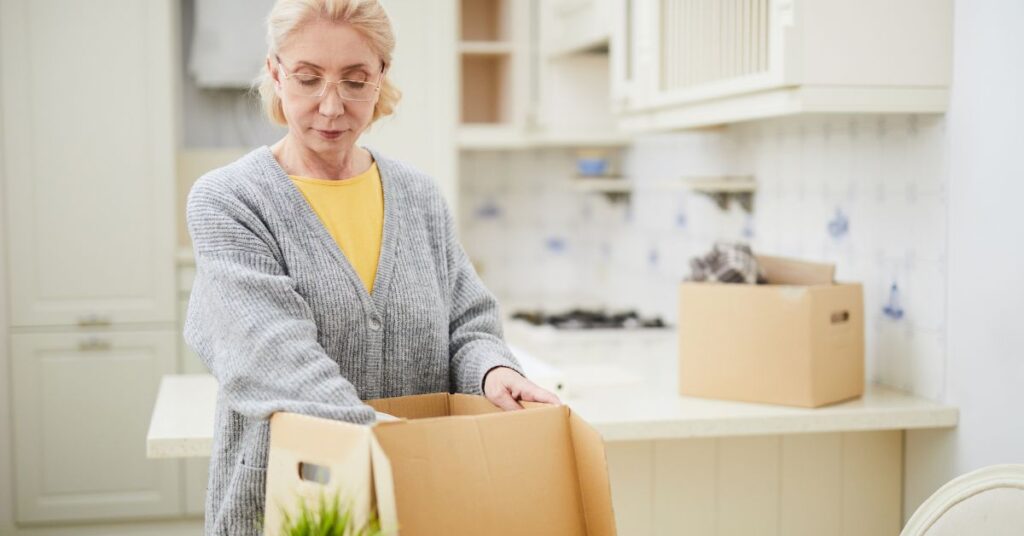 Residential Care Home: Packing Guide For Families 1 Residential Care